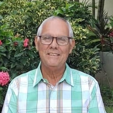 Dr. Gerardo Vivas C.